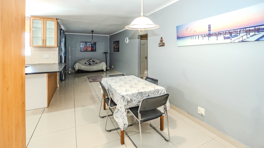 6 Bedroom Property for Sale in Rouxville Western Cape